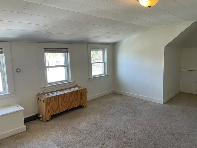 Building Photo - 75 Monroe St #5