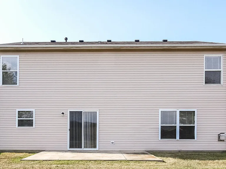1255 Spring Ridge Cir — Photo 16