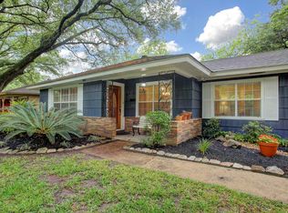 1010 Grovewood Ln, Houston, TX 77008