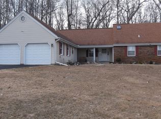 4292 Kennedy Ct S, Colgate, WI 53017