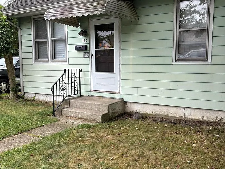 130 Poplar St — Photo 1