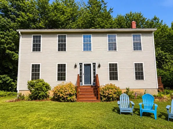 22 White Dove Dr, New Gloucester, ME 04260