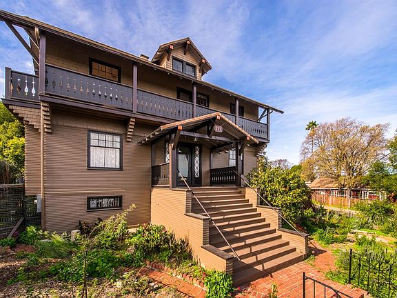 4th image of 721 Alameda St