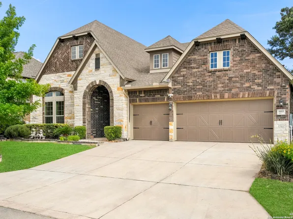 8811 SHADY GATE, Boerne, TX 78015