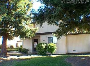 6806 Calvine Rd, Sacramento, CA 95823