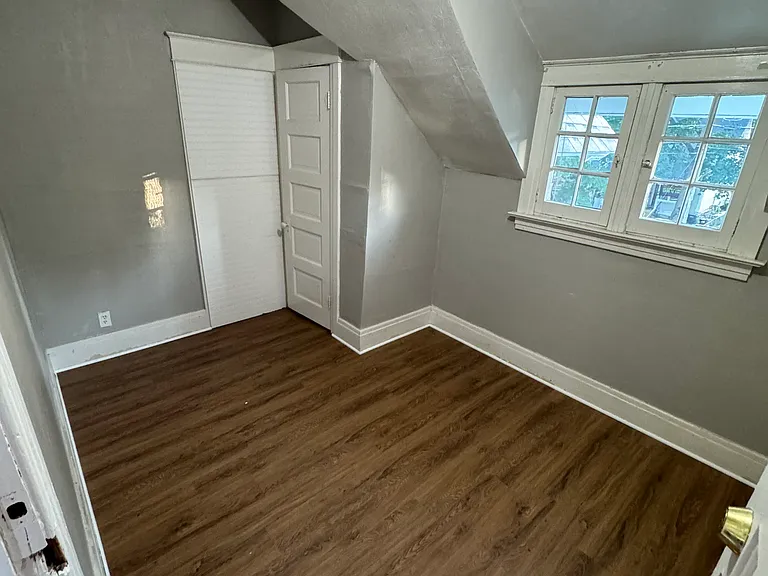 807 Avon St — Photo 3