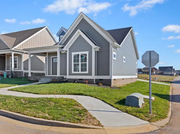 694 Princeton Park Dr, Bowling Green, KY 42103