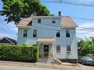 4 Pleasant St, Wakefield, MA 01880