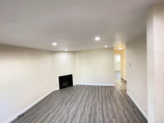 2nd image of 1259 W McKinley Ave #B