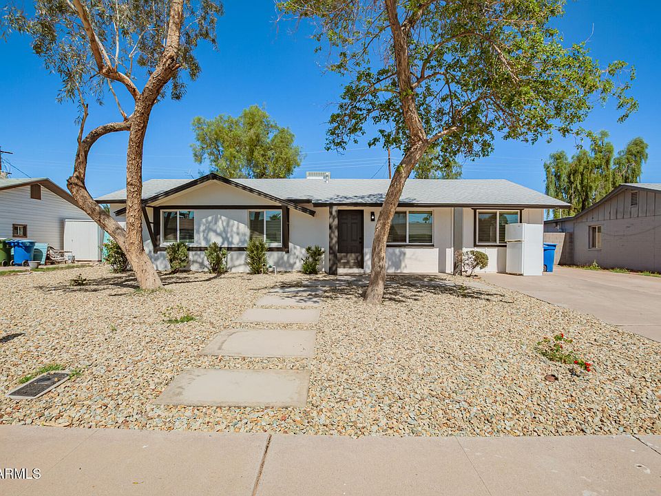 1st image of 628 E PAPAGO Drive
