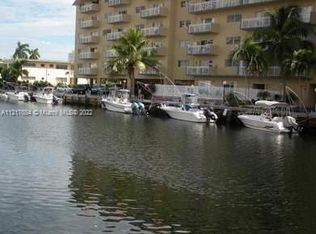 3582 NE 171st St APT 101, North Miami Beach, FL 33160
