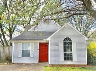 1002 S 24th Pl, Rogers, AR 72758