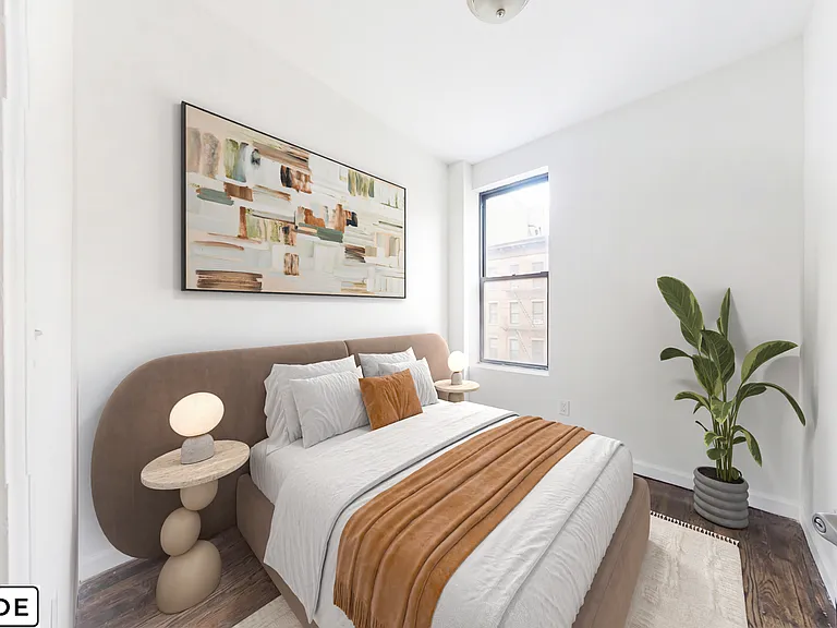 172 Thompson St #20 — Photo 3