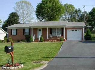 236 Chestnut Dr, Culpeper, VA 22701