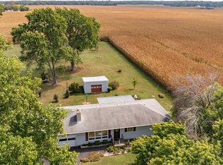 3136 Woodburn Rd, Bunker Hill, IL 62014