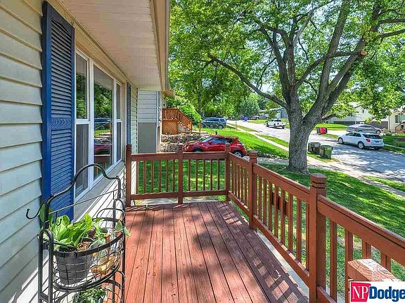 3rd image of 7708 Lillian Ave