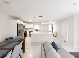3404 SW 112th Ave #6, Miami, FL 33165