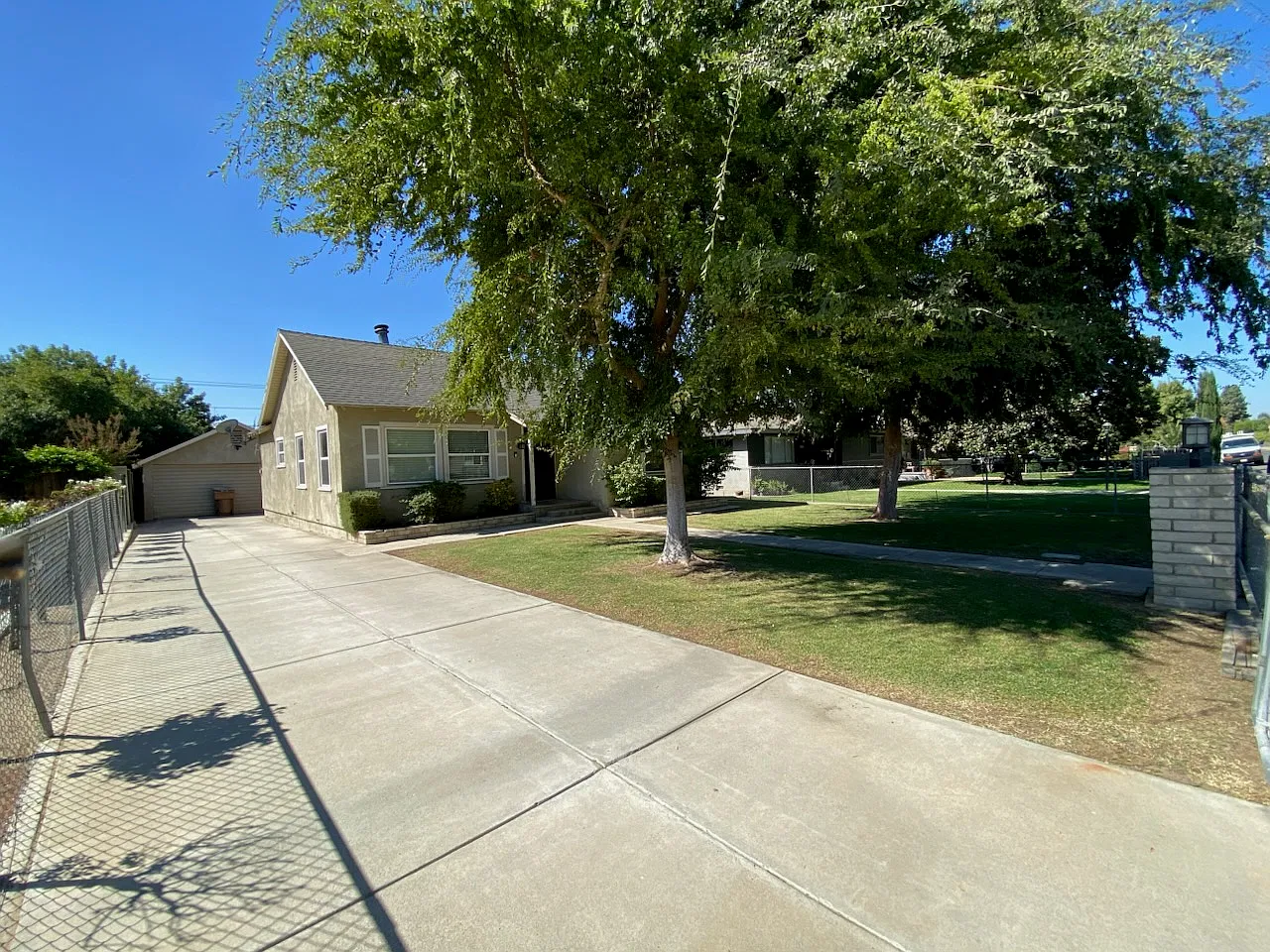 3 bed, 1039 sqft, $2,500 — Photo 2
