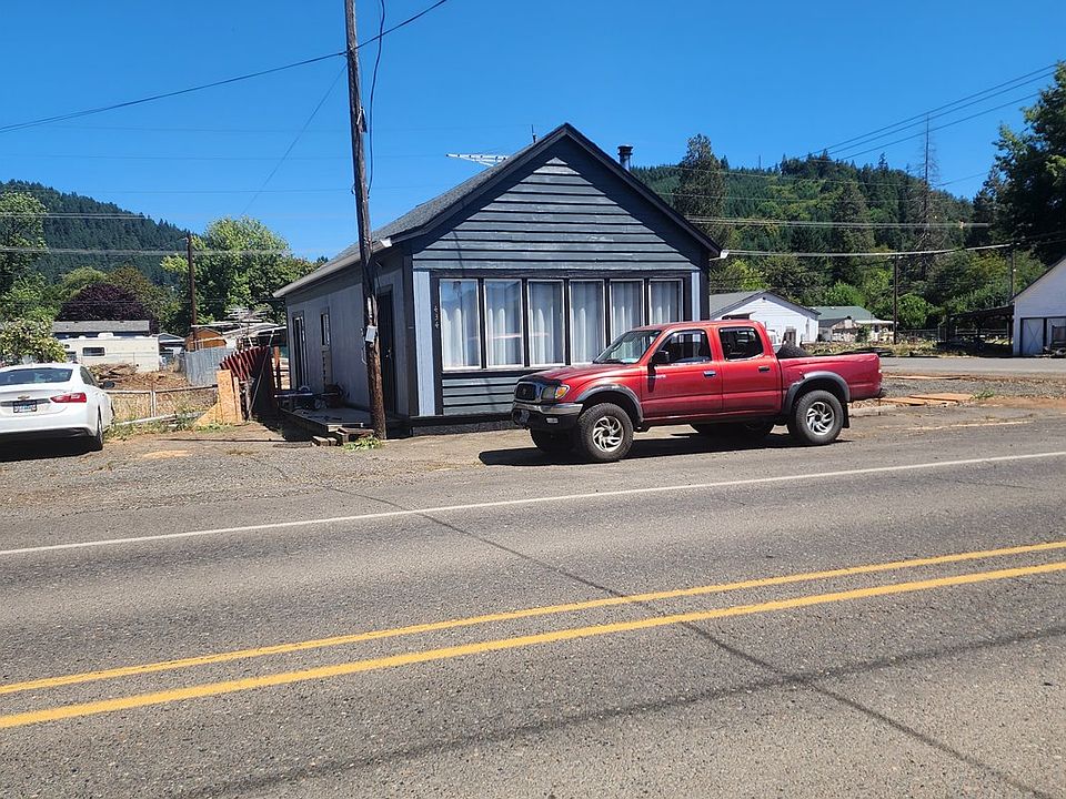 2nd image of 434 S Cedar St