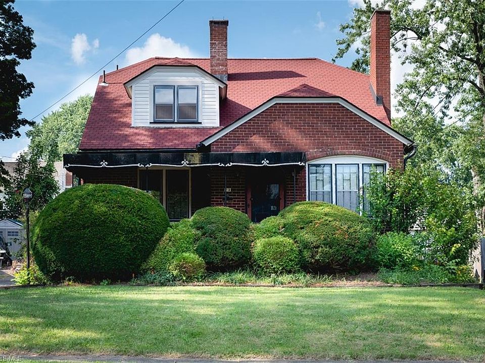 1st image of 70-72 Clifton Dr