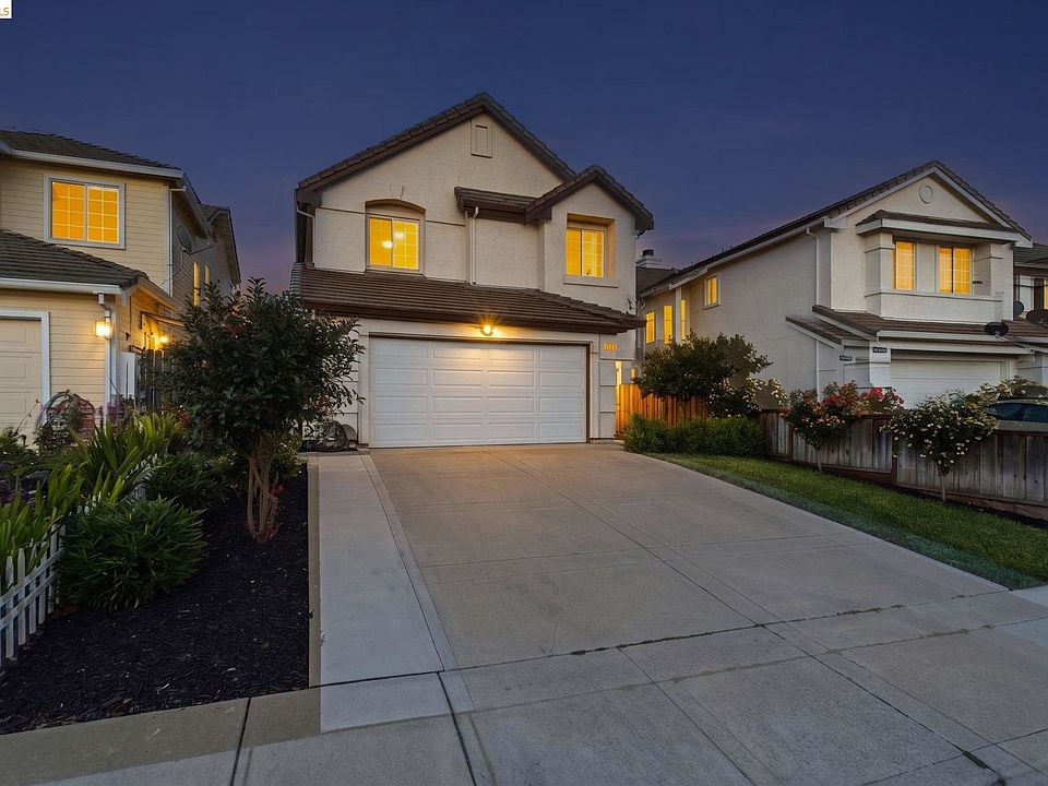 1st image of 4921 Waterford Way