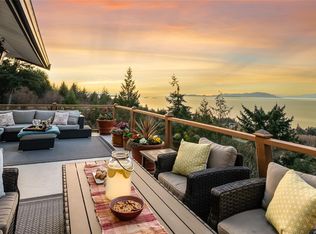 5060 Lost Lake Rd, Nanaimo, BC V9T 5E4