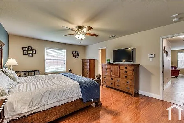 13034 Ambrose Dr — Photo 17