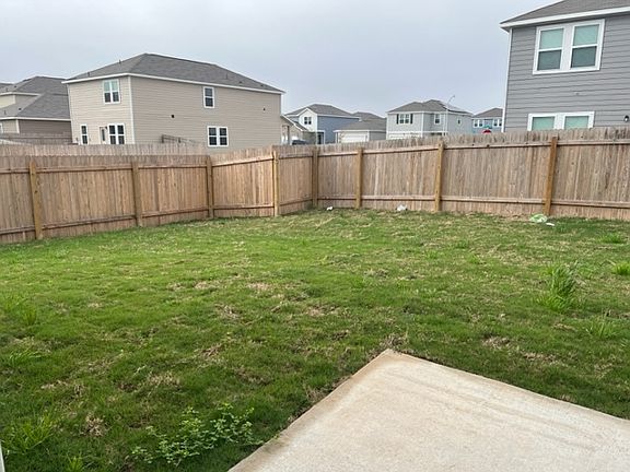 3rd image of 243 Thistle Ln