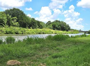 5015 Ghinaudo Rd, Hitchcock, TX 77563