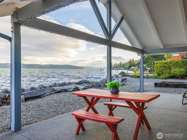 451 NE Landon Road, Belfair, WA 98528