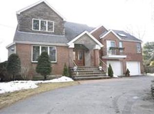 37 Ware Ln, Marblehead, MA 01945