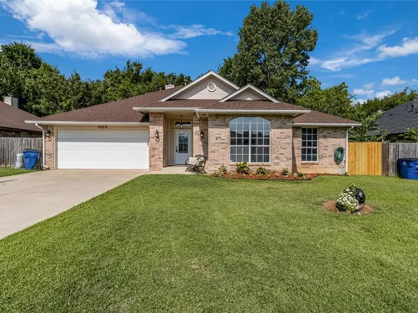 1909 Cherokee Trl, Choctaw, OK 73020