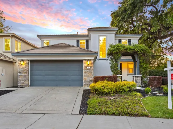 7 Triumph Ct, Sacramento, CA 95831