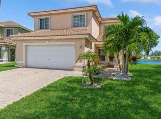 668 Bimini Lake Rd, West Palm Beach, FL 33413