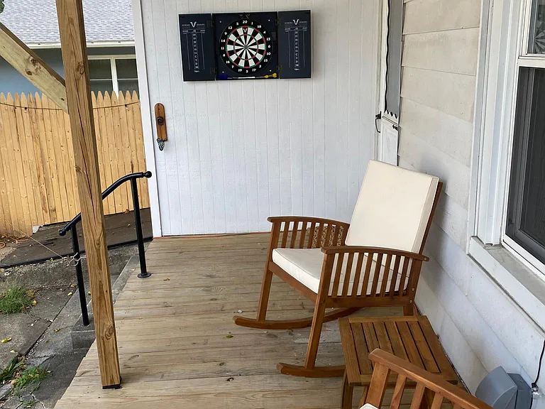 407 Walnut St — Photo 23
