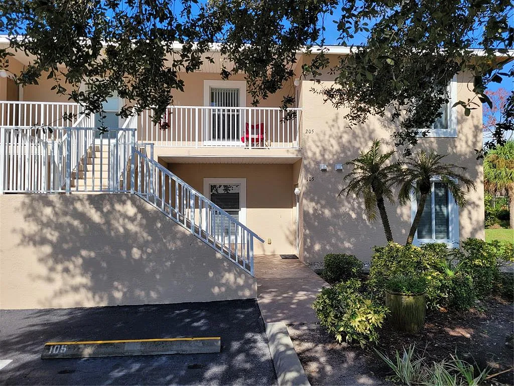 2 bed, 2.0 bath, 1230 sqft, $2,900 — Photo 1