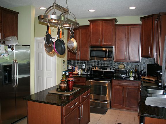 3rd image of 31 Turnbull Hill Ct