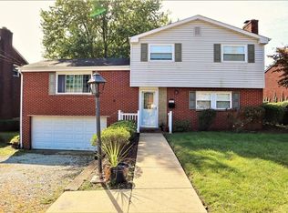 807 Macbeth Dr, Pittsburgh, PA