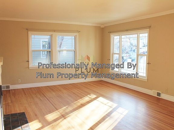 4th image of 136 E Kent Ave