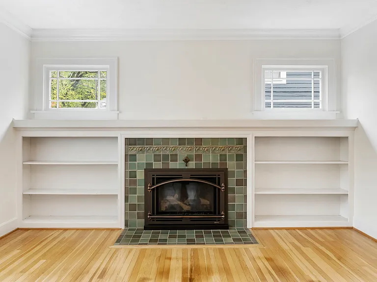 2605 NE 35th Ave — Photo 6