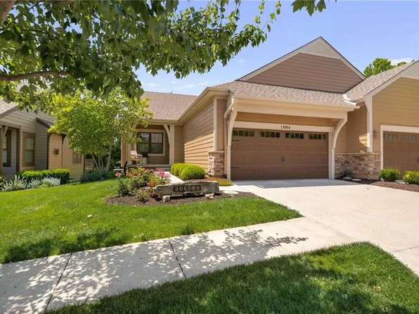 15804 Lowell Ln, Overland Park, KS 66223
