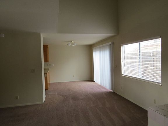 3rd image of 450 Avenida De Socios APT 1
