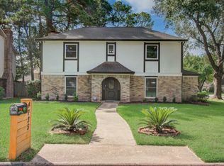 4735 Theall Rd, Houston, TX 77066