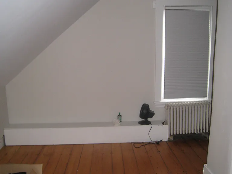 50R College Ave #2 — Photo 10