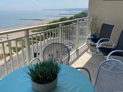 343 Beach St APT 305, West Haven, CT, 06516