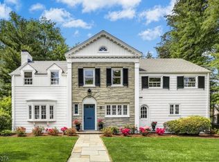 41 Plymouth Rd, Summit, NJ 07901