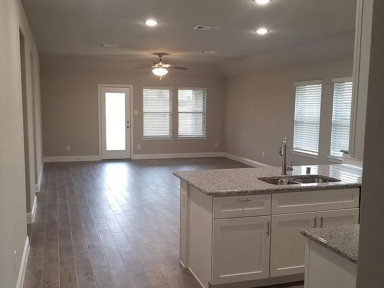 4150 Perch Dr — Photo 2