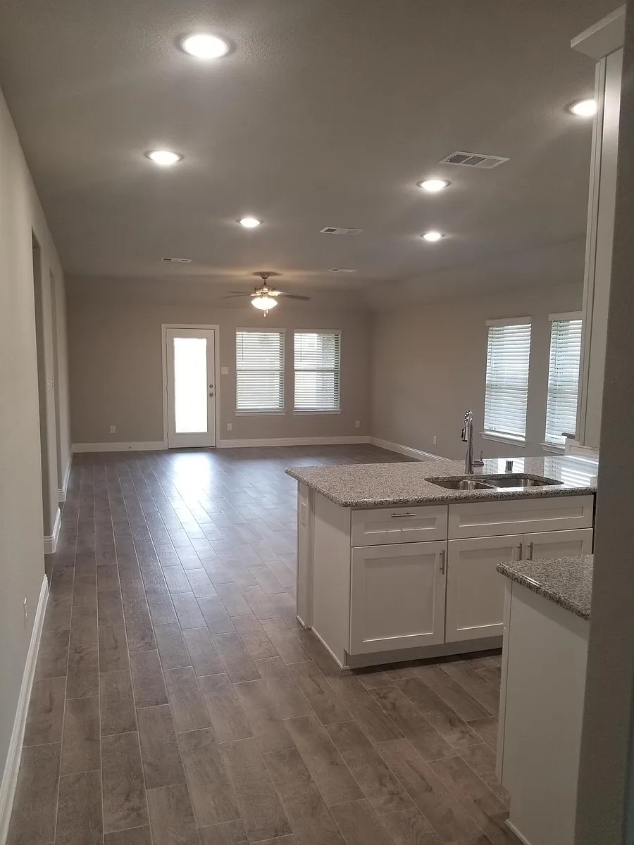 Building Photo - 4150 Perch Dr