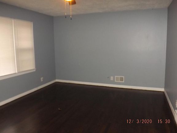 2nd image of 11314 Sycamore Ter