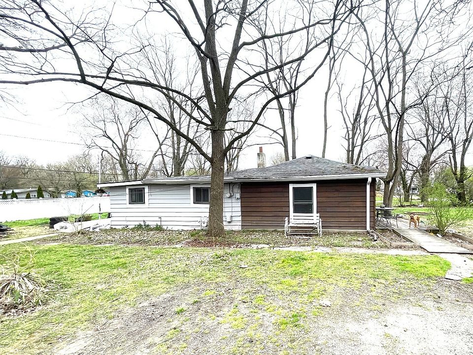 1st image of 2921 N Butler Ave